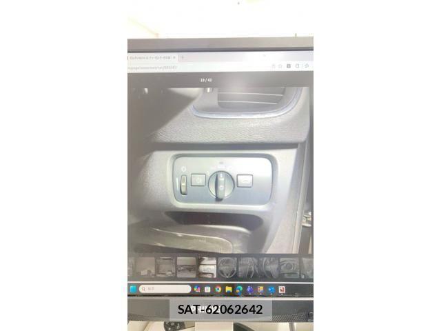 Volvo V40 2015-11 8884563-13