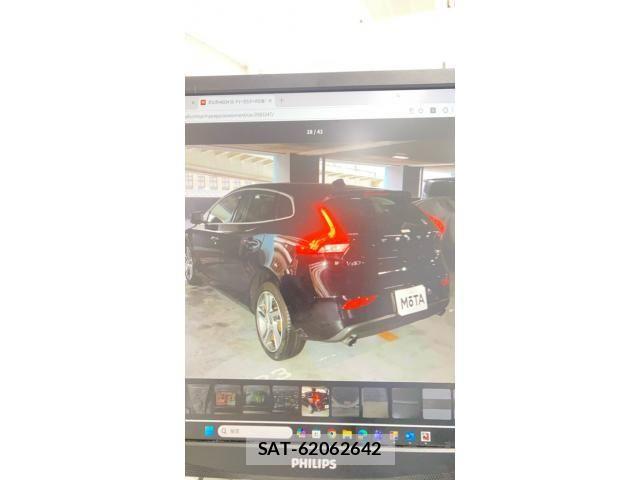 Volvo V40 2015-11 8884563-22