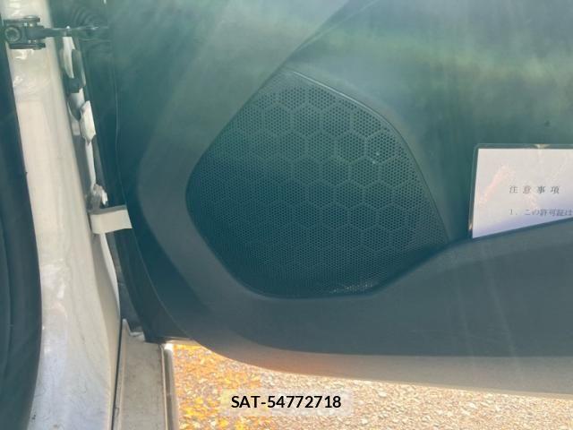 Volvo V40 2013-09 8884564-17