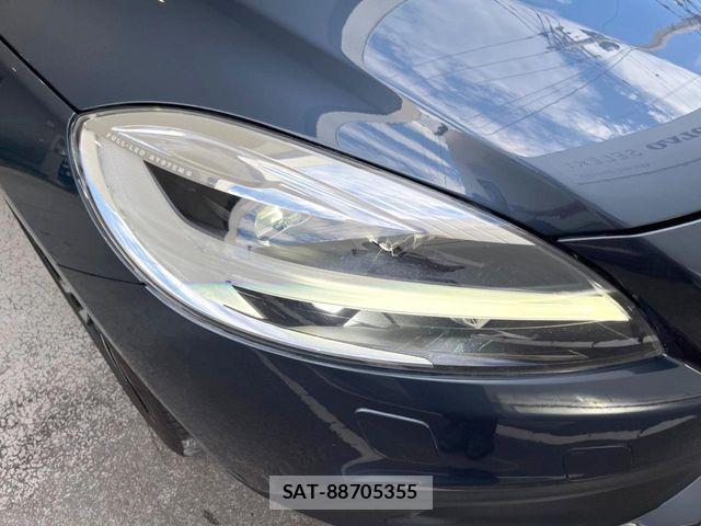 Volvo CROSS COUNTRY 2017-03 1177401-15