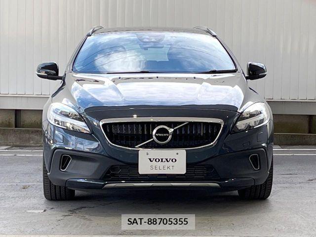 Volvo CROSS COUNTRY 2017-03 1177401-17
