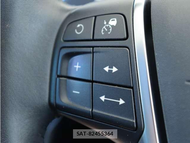 Volvo CROSS COUNTRY 2020-05 1180630-12