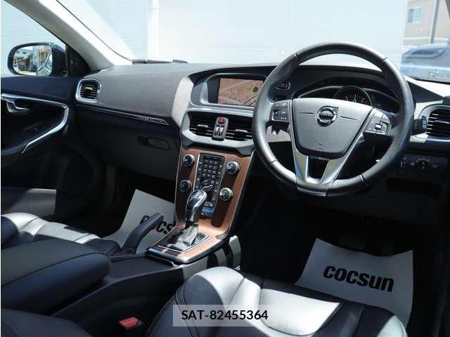 Volvo CROSS COUNTRY 2020-05 1180630-15
