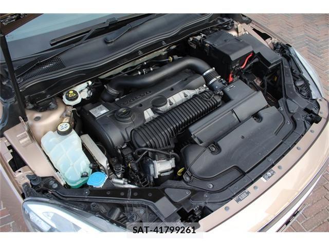 Volvo CROSS COUNTRY 2014-08 1848524-17