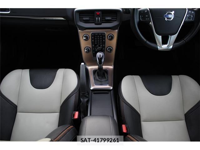 Volvo CROSS COUNTRY 2014-08 1848524-8
