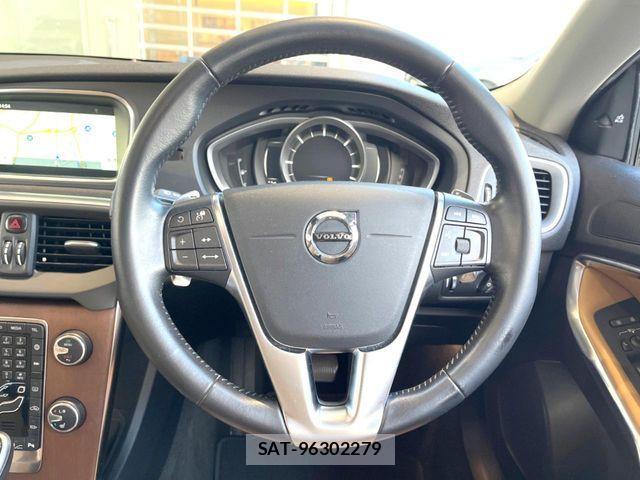 Volvo CROSS COUNTRY 2016-12 4051236-10