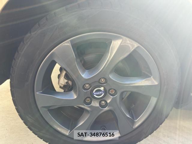 Volvo CROSS COUNTRY 2015-11 4604077-10