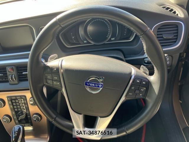 Volvo CROSS COUNTRY 2015-11 4604077-17