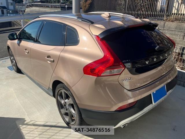 Volvo CROSS COUNTRY 2015-11 4604077-5