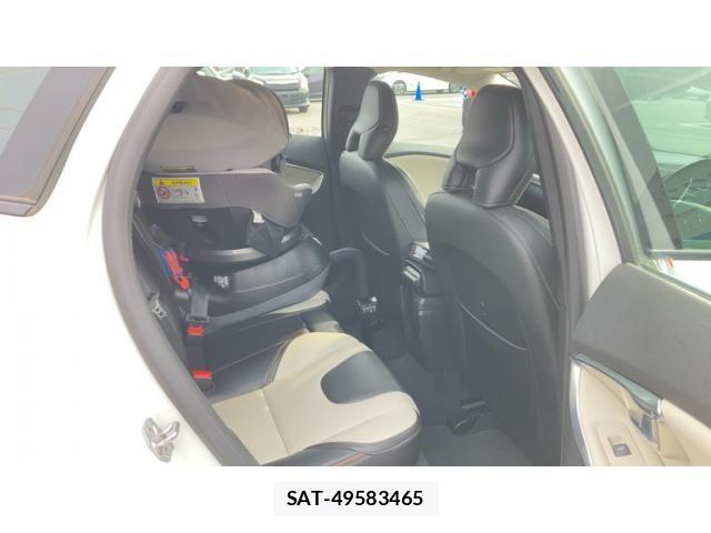 Volvo CROSS COUNTRY 2014-02 6220936-15