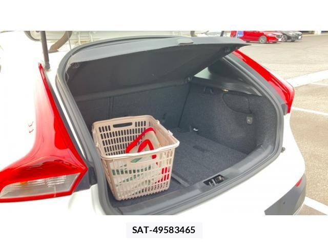 Volvo CROSS COUNTRY 2014-02 6220936-16