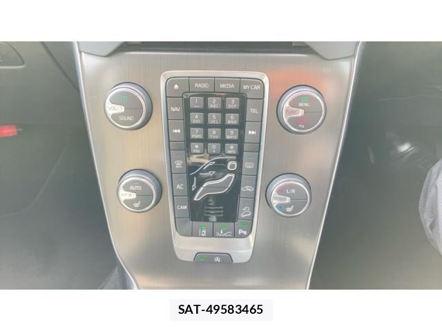 Volvo CROSS COUNTRY 2014-02 6220936-19