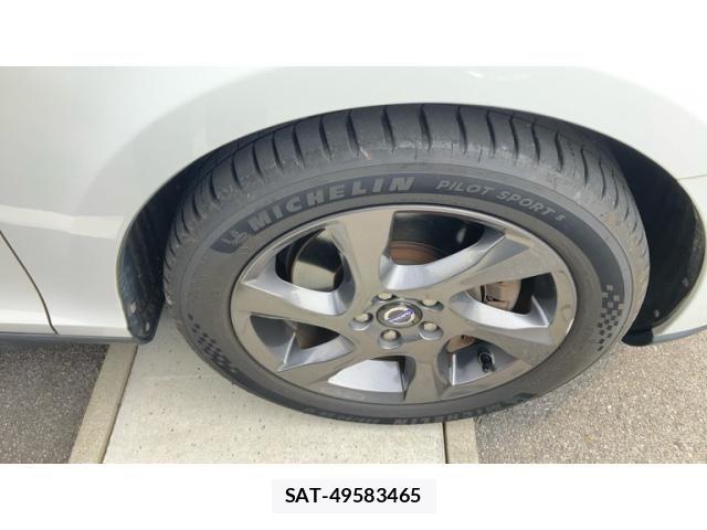 Volvo CROSS COUNTRY 2014-02 6220936-7