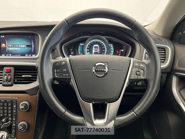 Volvo CROSS COUNTRY 2017-10 6915028-10