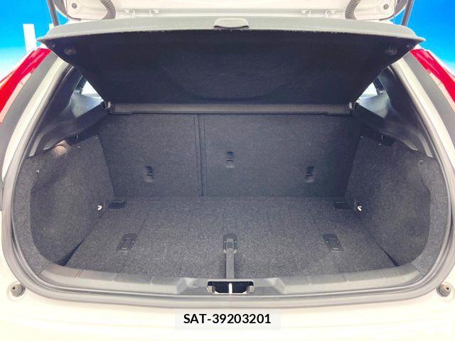 Volvo CROSS COUNTRY 2015-10 7272863-11