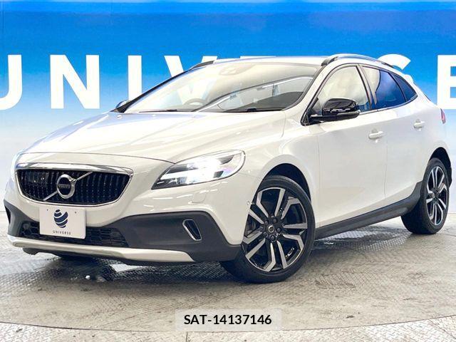 Volvo CROSS COUNTRY 2017-02 7273225-13