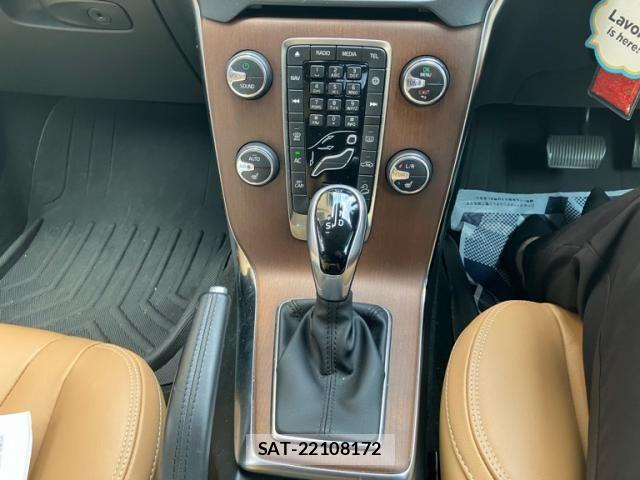 Volvo CROSS COUNTRY 2017-06 7360358-20