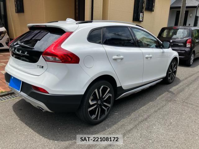 Volvo CROSS COUNTRY 2017-06 7360358-3