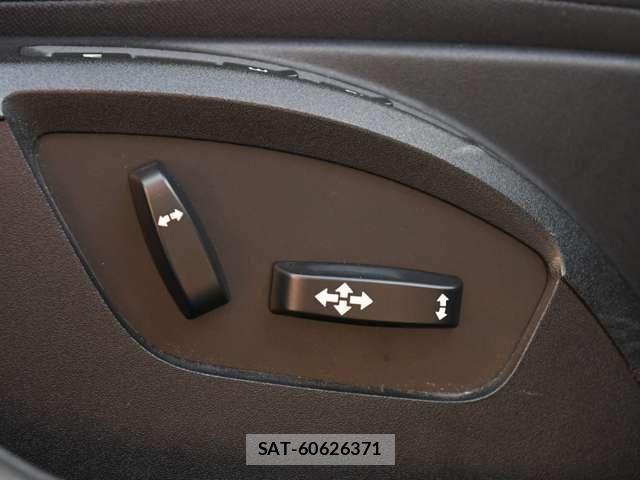 Volvo CROSS COUNTRY 2015-06 7458680-25