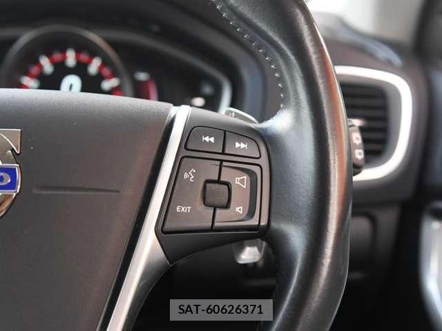 Volvo CROSS COUNTRY 2015-06 7458680-29