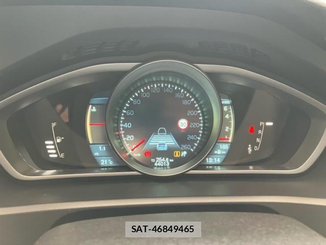 Volvo CROSS COUNTRY 2013-09 7458681-14