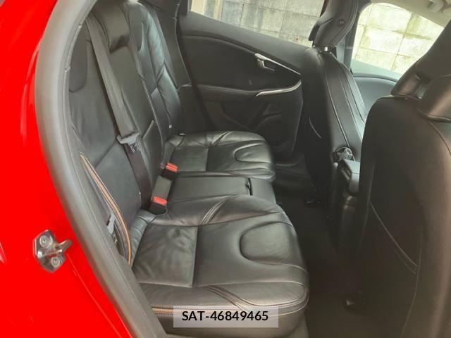Volvo CROSS COUNTRY 2013-09 7458681-21