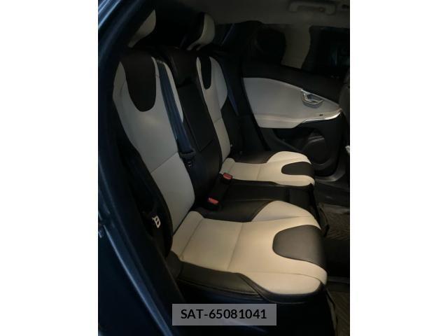 Volvo CROSS COUNTRY 2018-06 7503536-10