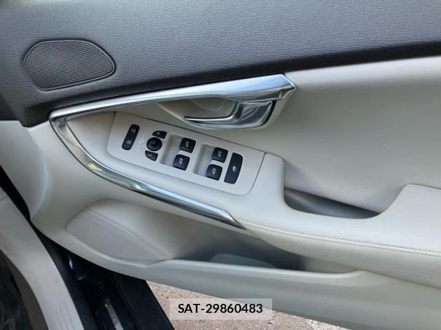 Volvo CROSS COUNTRY 2013-09 7503541-5