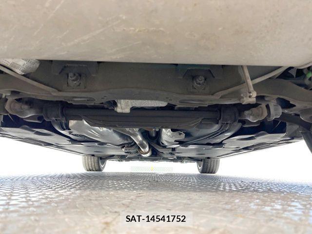 Volvo CROSS COUNTRY 2015-07 7563043-10