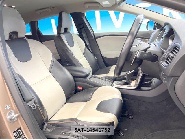 Volvo CROSS COUNTRY 2015-07 7563043-8