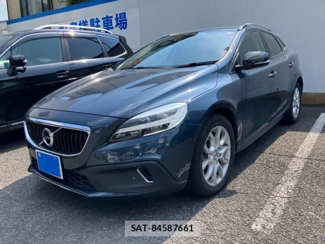 Volvo CROSS COUNTRY 2017-06 7621137-1