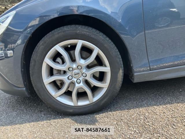 Volvo CROSS COUNTRY 2017-06 7621137-3