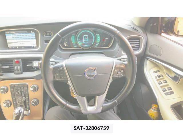 Volvo CROSS COUNTRY 2013-11 7621138-16