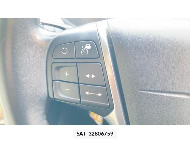 Volvo CROSS COUNTRY 2013-11 7621138-17