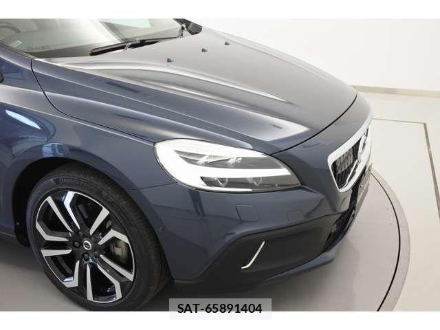 Volvo CROSS COUNTRY 2017-07 7621136-11