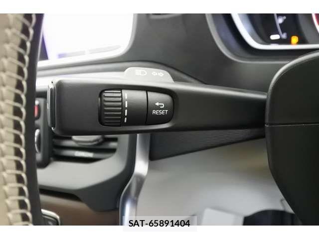 Volvo CROSS COUNTRY 2017-07 7621136-17