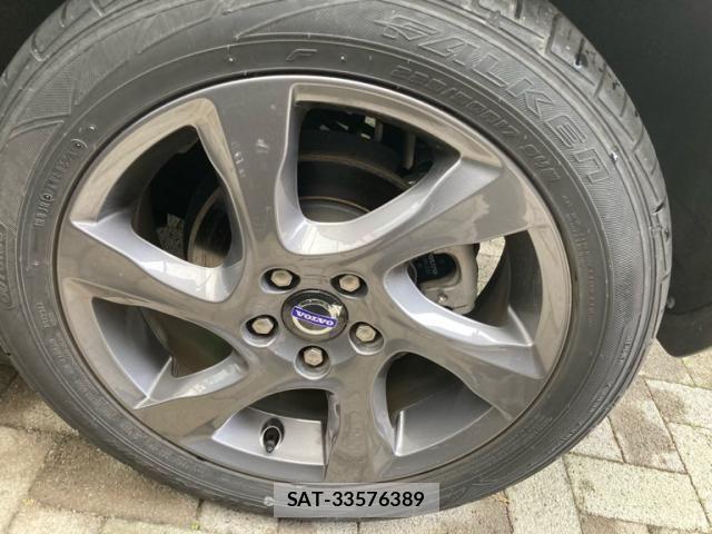 Volvo CROSS COUNTRY 2013-08 7730424-12