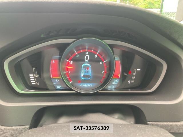 Volvo CROSS COUNTRY 2013-08 7730424-20