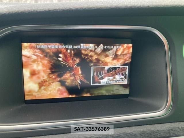 Volvo CROSS COUNTRY 2013-08 7730424-23