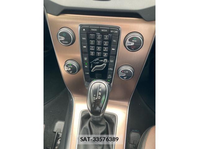Volvo CROSS COUNTRY 2013-08 7730424-24