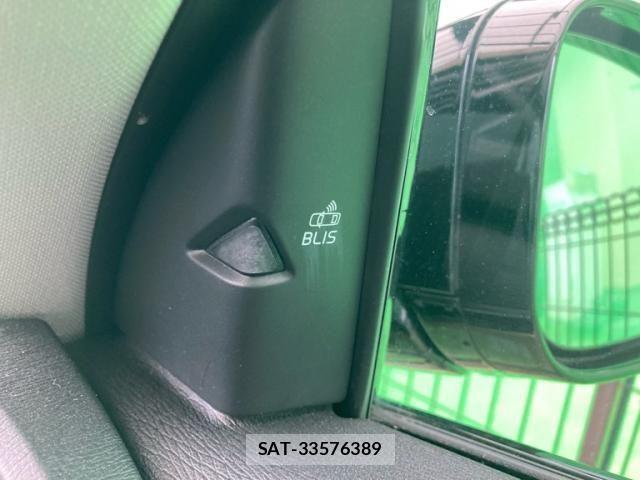 Volvo CROSS COUNTRY 2013-08 7730424-25