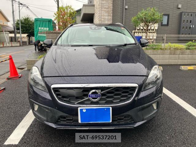 Volvo CROSS COUNTRY 2016-03 7880325-1