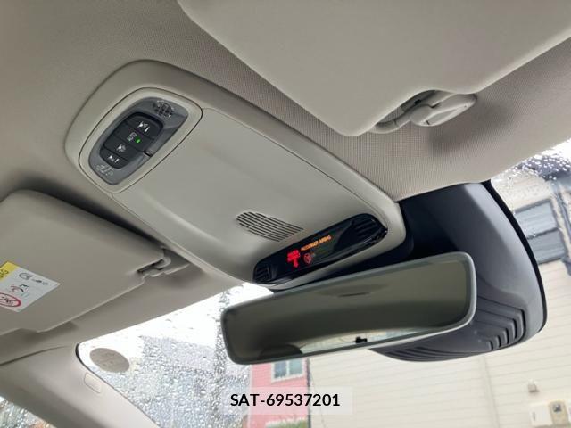 Volvo CROSS COUNTRY 2016-03 7880325-21