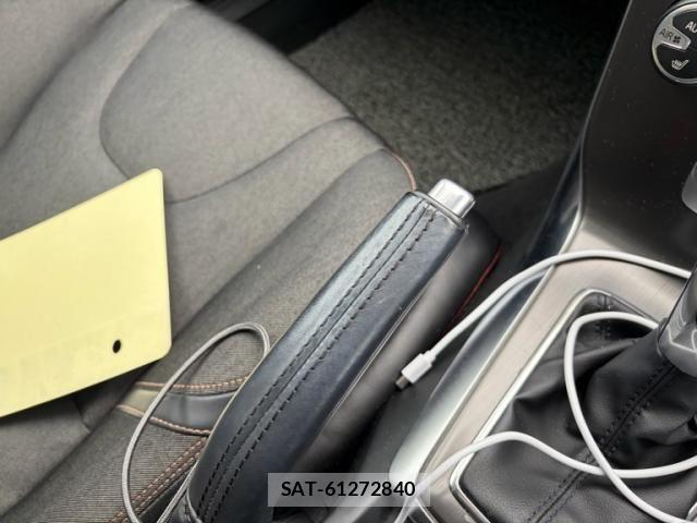 Volvo CROSS COUNTRY 2014-02 7880327-18