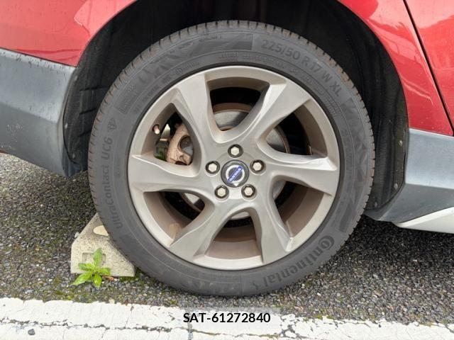 Volvo CROSS COUNTRY 2014-02 7880327-5