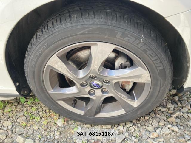 Volvo CROSS COUNTRY 2013-08 7880324-6