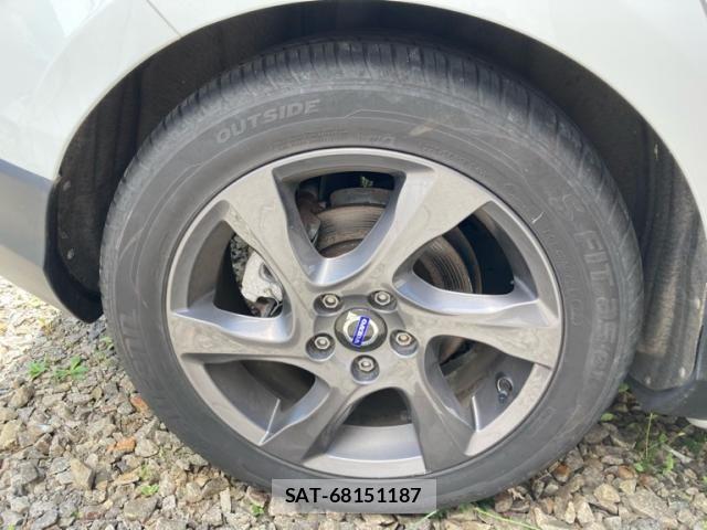 Volvo CROSS COUNTRY 2013-08 7880324-7