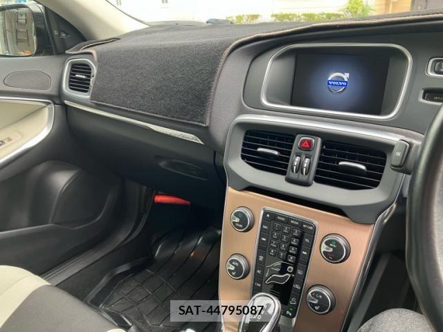 Volvo CROSS COUNTRY 2013-09 7964308-12