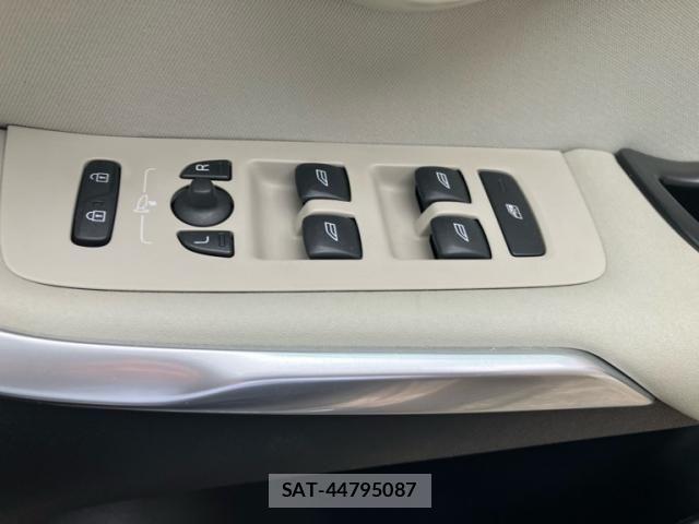 Volvo CROSS COUNTRY 2013-09 7964308-13