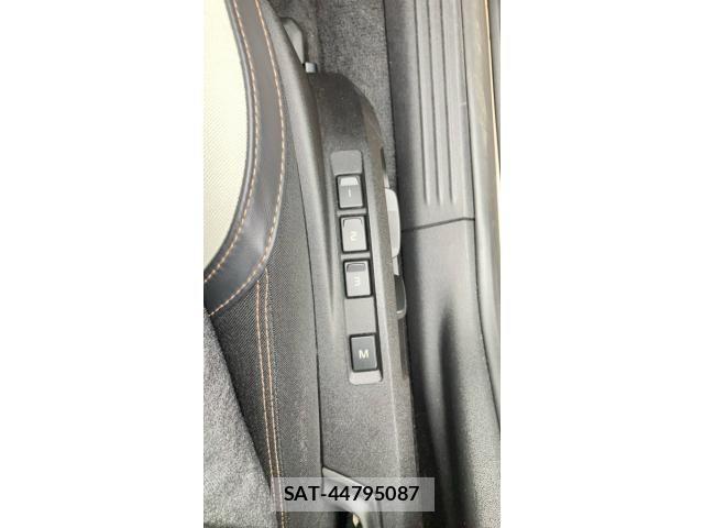 Volvo CROSS COUNTRY 2013-09 7964308-21